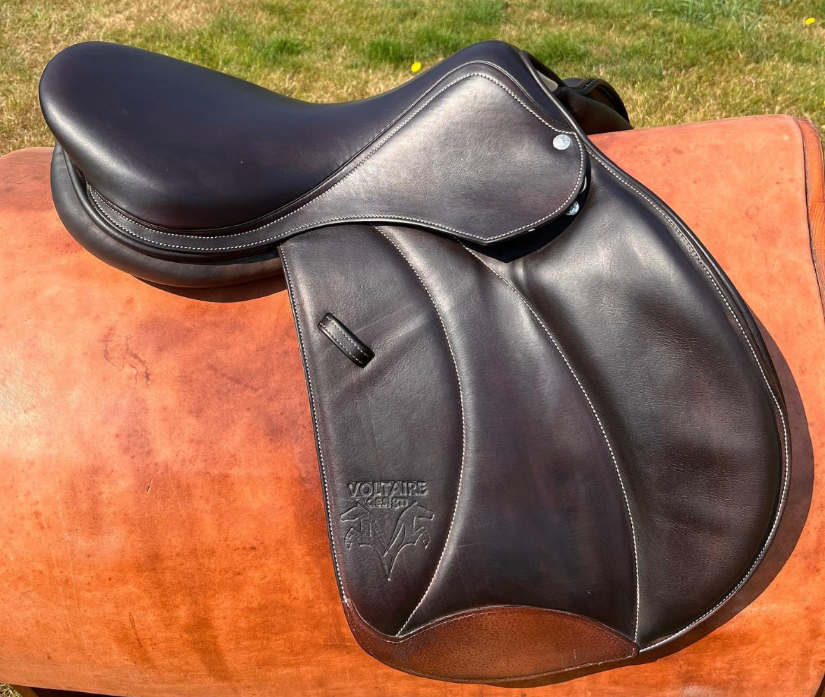 Voltaire Palm Beach |17.5|4A|Medium Wide|2017| (NEW!)