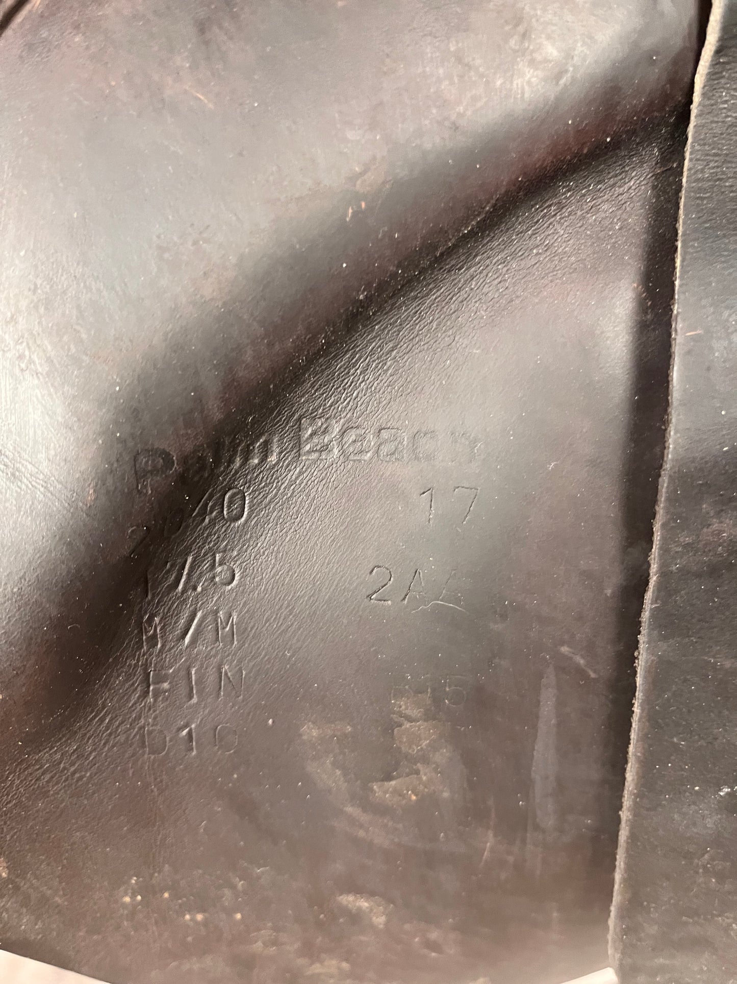 Voltaire | Palm Beach | 17.5” | 2AA