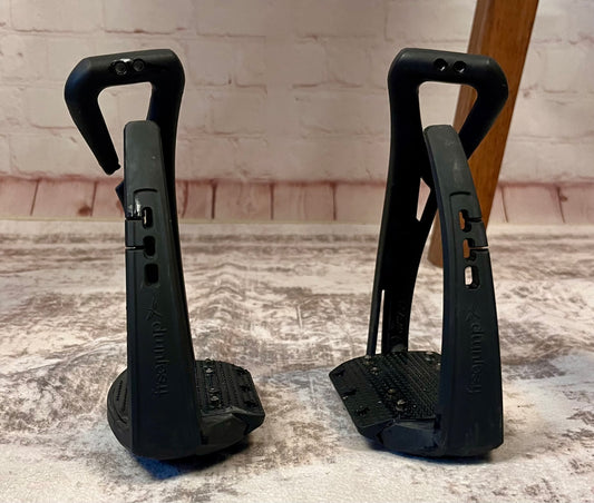 Free Jump Stirrups | Adult