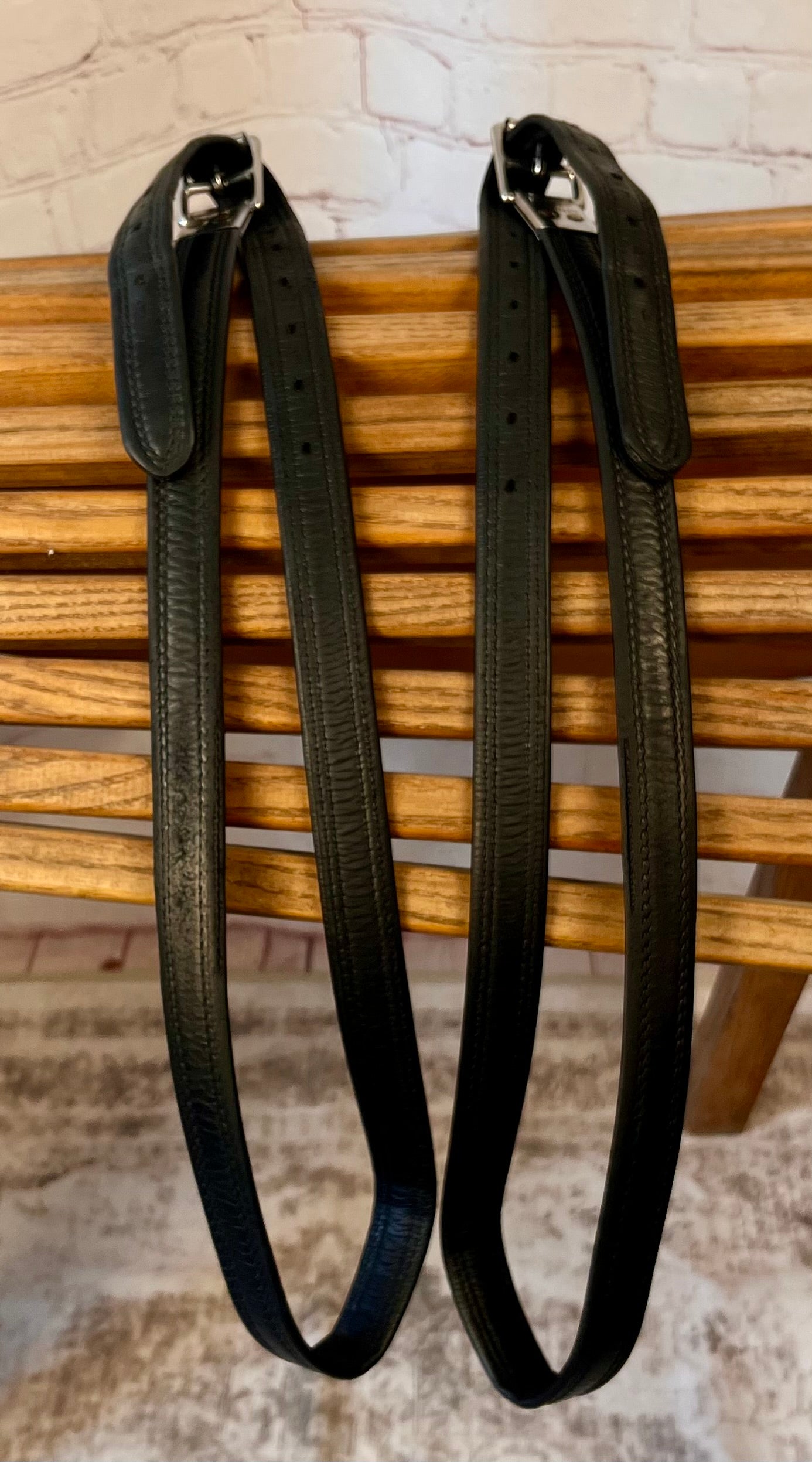 County | Stirrup Leathers | 52”